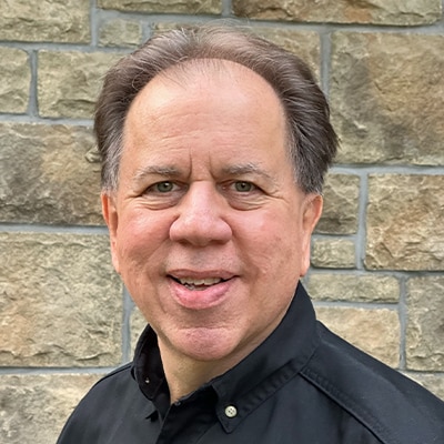 vic tarasik headshot